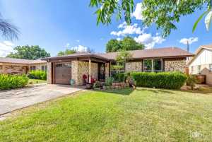 1103 E 43rd St (3)