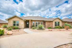 4193 Huntleigh Dr