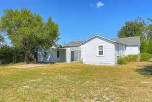 3201 Travis St (6)
