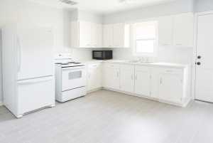3201 Travis St (3)