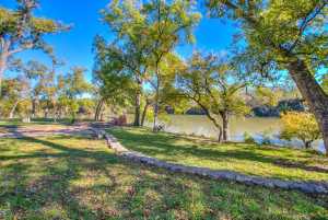4201 River Bend Dr (58)