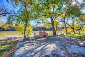 4201 River Bend Dr (61)