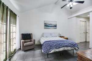 2312 Live Oak Dr (19)