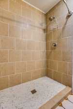 2312 Live Oak Dr (39)