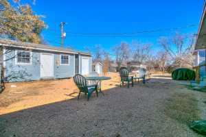 2312 Live Oak Dr (12)