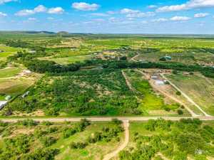 8610 N Valley Dr (3)