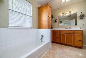 7502 County Rd 410 (9)
