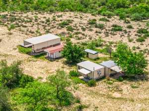 7502 County Rd 410 (42)