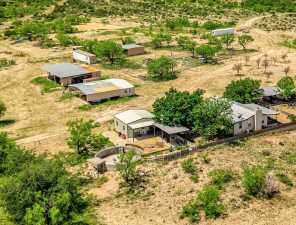 7502 County Rd 410 (84)