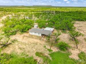 7502 County Rd 410 (59)