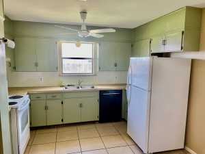 1810 Parkview Dr (3)