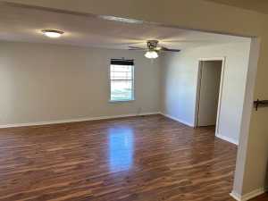 2110 Glenwood Dr (10)