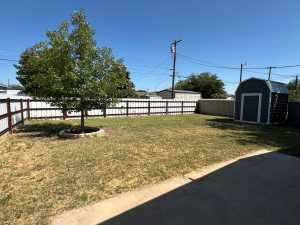 2110 Glenwood Dr (24)