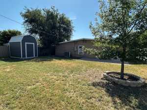 2110 Glenwood Dr (27)