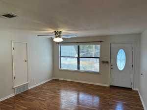 2110 Glenwood Dr (6)