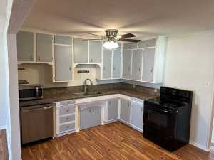 2110 Glenwood Dr (7)