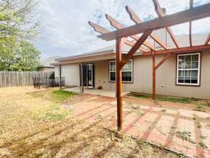 1217 Hugo Lane (5)