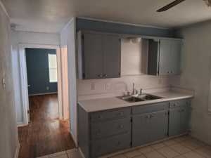 1255 E 21st St (5)