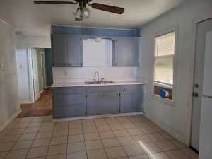 1255 E 21st St (6)