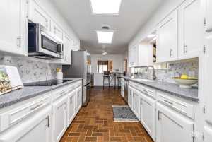 2701 Vista Del Arroyo (8)