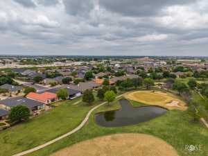 2105 Valleyview Dr (36)