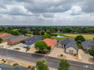 2105 Valleyview Dr (41)