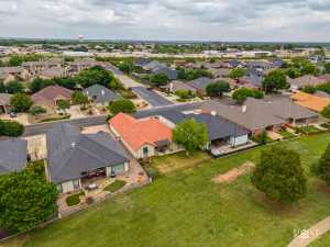 2105 Valleyview Dr (44)