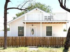 940 Austin St