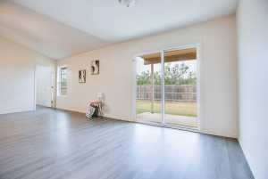 1301 Elmo Lane (10)