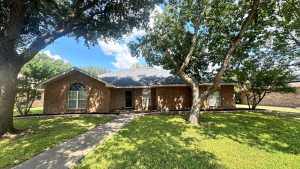 3218 Maplewood Dr
