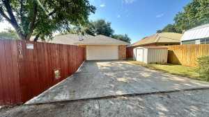 3218 Maplewood Dr (20)