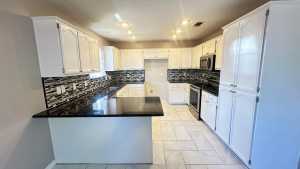 3218 Maplewood Dr (4)