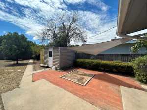 2529 W Ave K (13)
