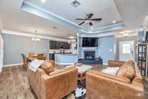 1223 Dorchester Dr (11)