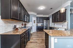 1223 Dorchester Dr (13)