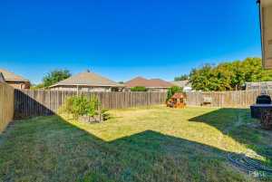 1223 Dorchester Dr (30)