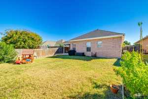 1223 Dorchester Dr (32)