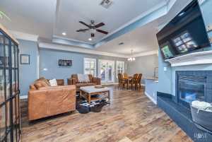 1223 Dorchester Dr (9)