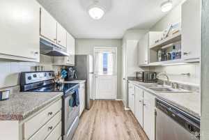 144 Stoneham St (13)