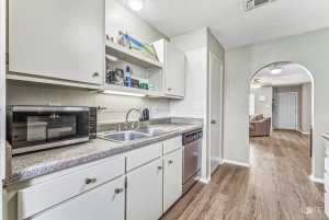 144 Stoneham St (15)