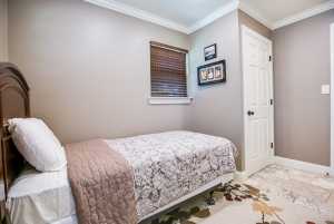 503 Driftwood Dr (28)
