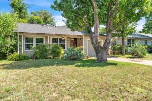 2309 W Ave L (2)