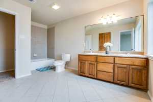 5806 Lyndhurst Dr (30)