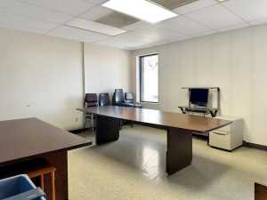 103 E Hwy 190 (8)