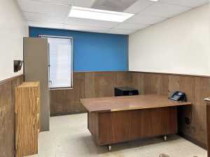 103 E Hwy 190 (10)