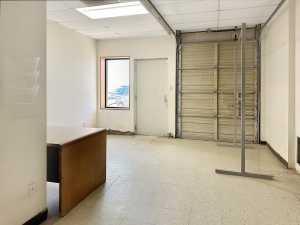 103 E Hwy 190 (12)