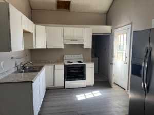 445 8th St (3)