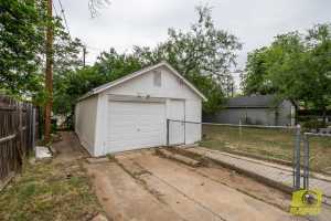 314 N Adams St (26)