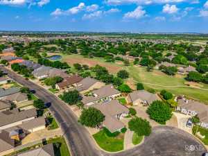 2141 Valleyview Dr (56)