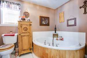 207 E 28th St (18)